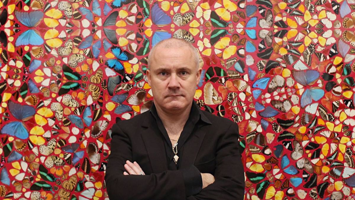 Analysing a masterpiece of contemporary art: The Physical Impossibility of Death in the Mind of Someone Living, by D. Hirst