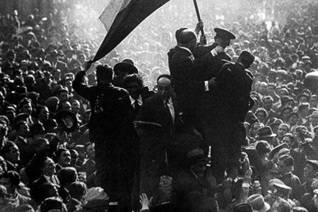 Photographie datant de l'avènement de la Seconde République espagnole (1931)